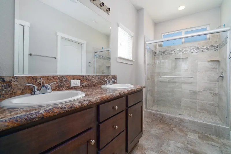 Sunset ridge-k539j bathroom home features