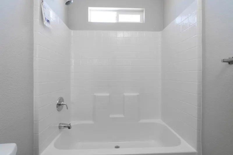 Sunset ridge-k539j bathroom home features
