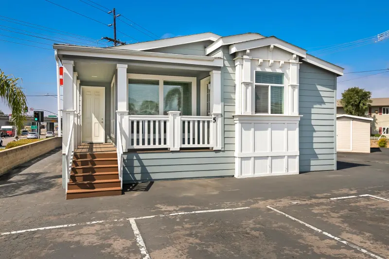 Sunset ridge-k900j elevation and exterior home features
