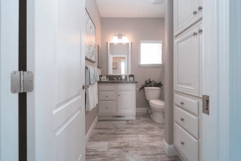 Sunset ridge-k583g bathroom home features
